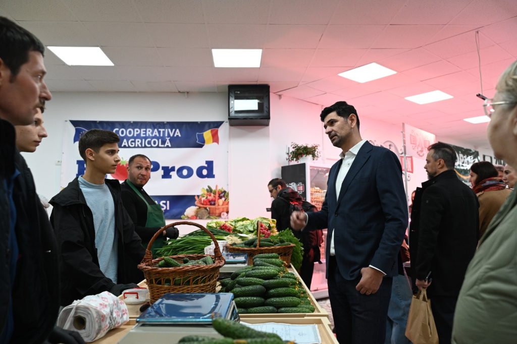 Piața Dorobanți revine la viață, numai cu producători locali
 - poza 2